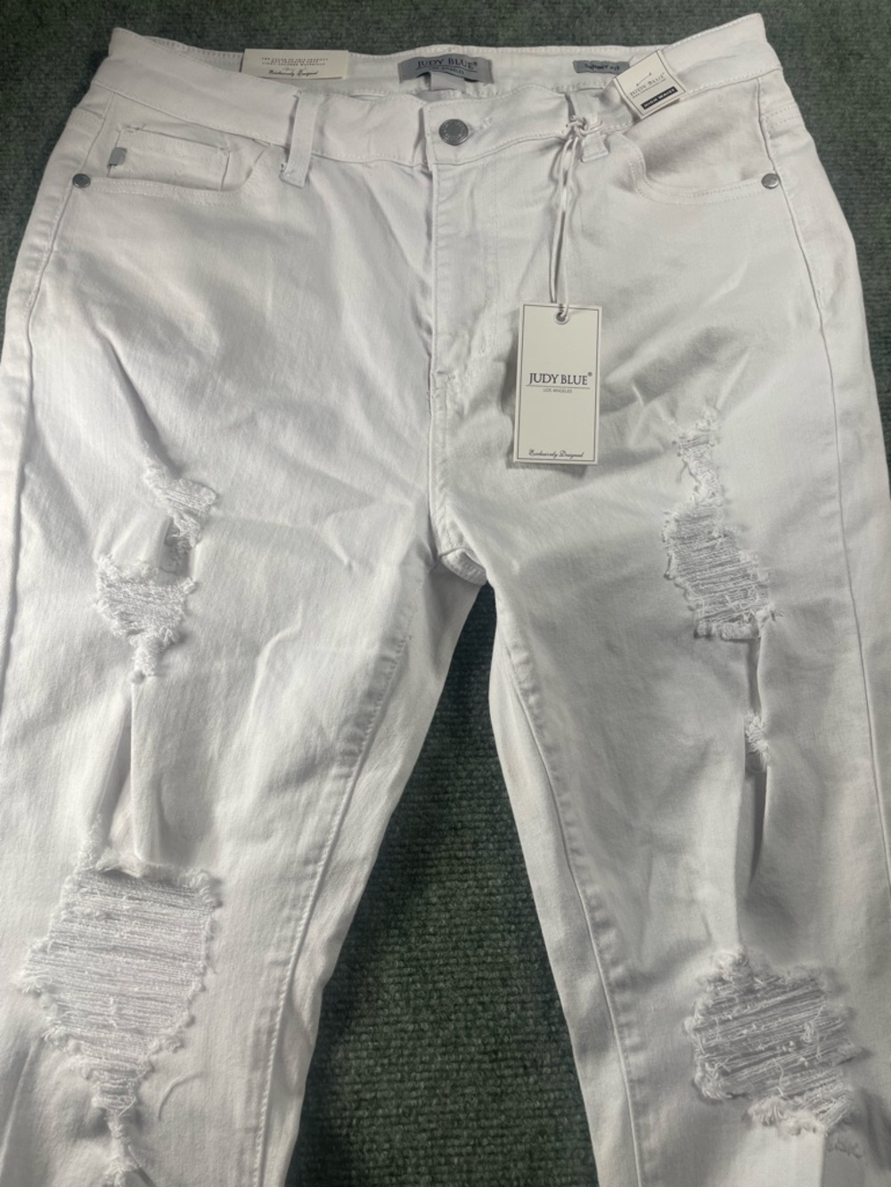 Judy Blue White Distressed Skinny Jeans